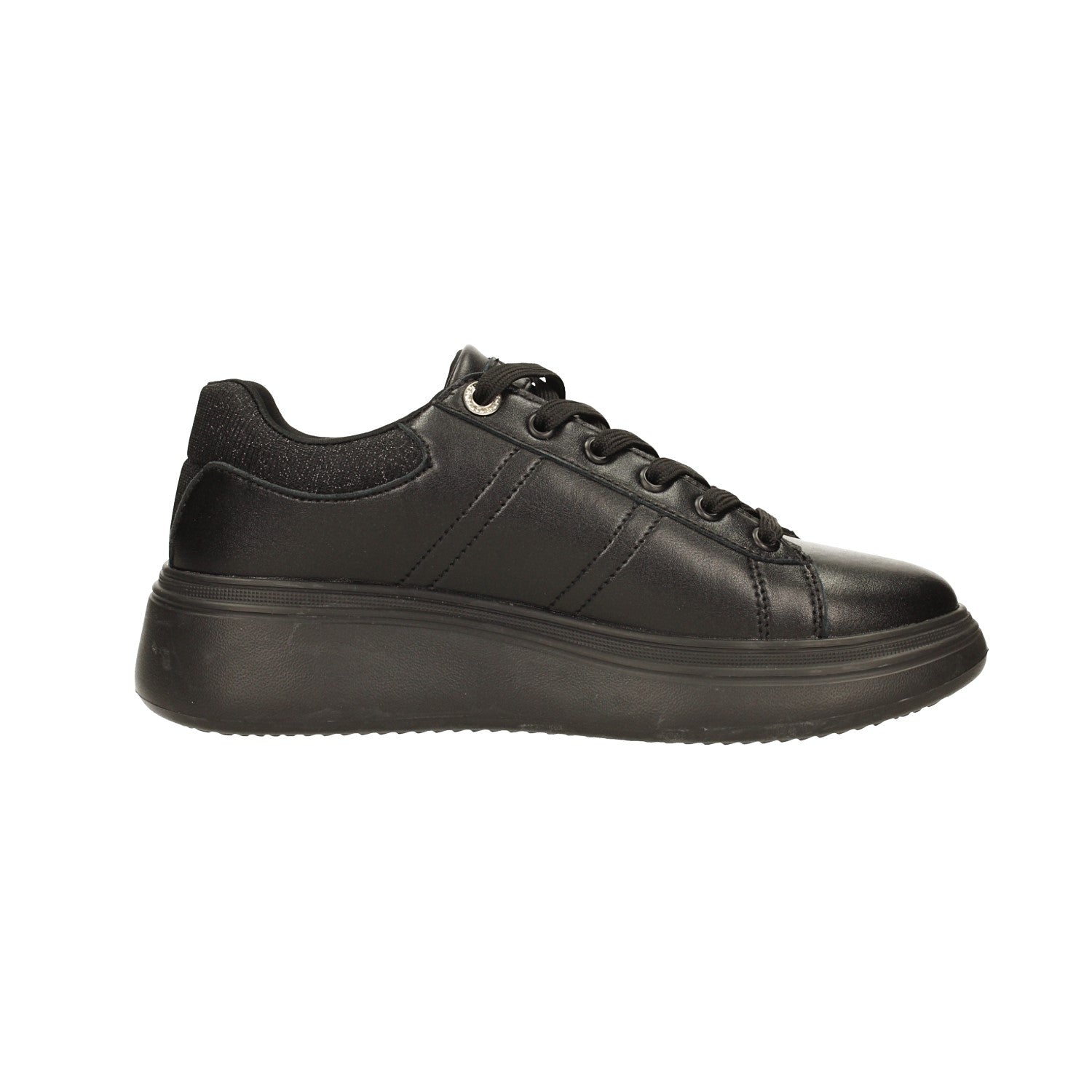 Sneakers total black. Tacco alto 4.5cm