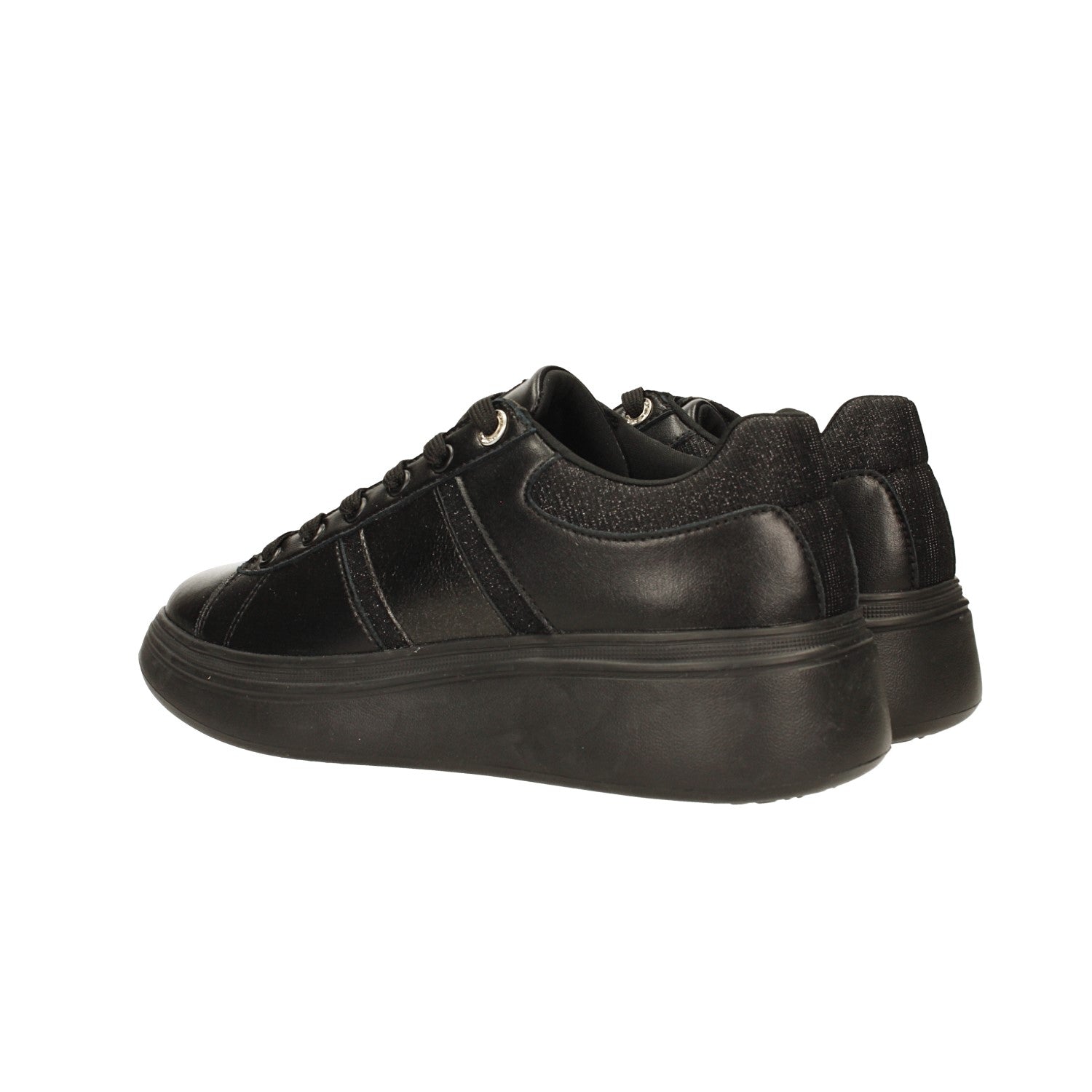Sneakers total black. Tacco alto 4.5cm