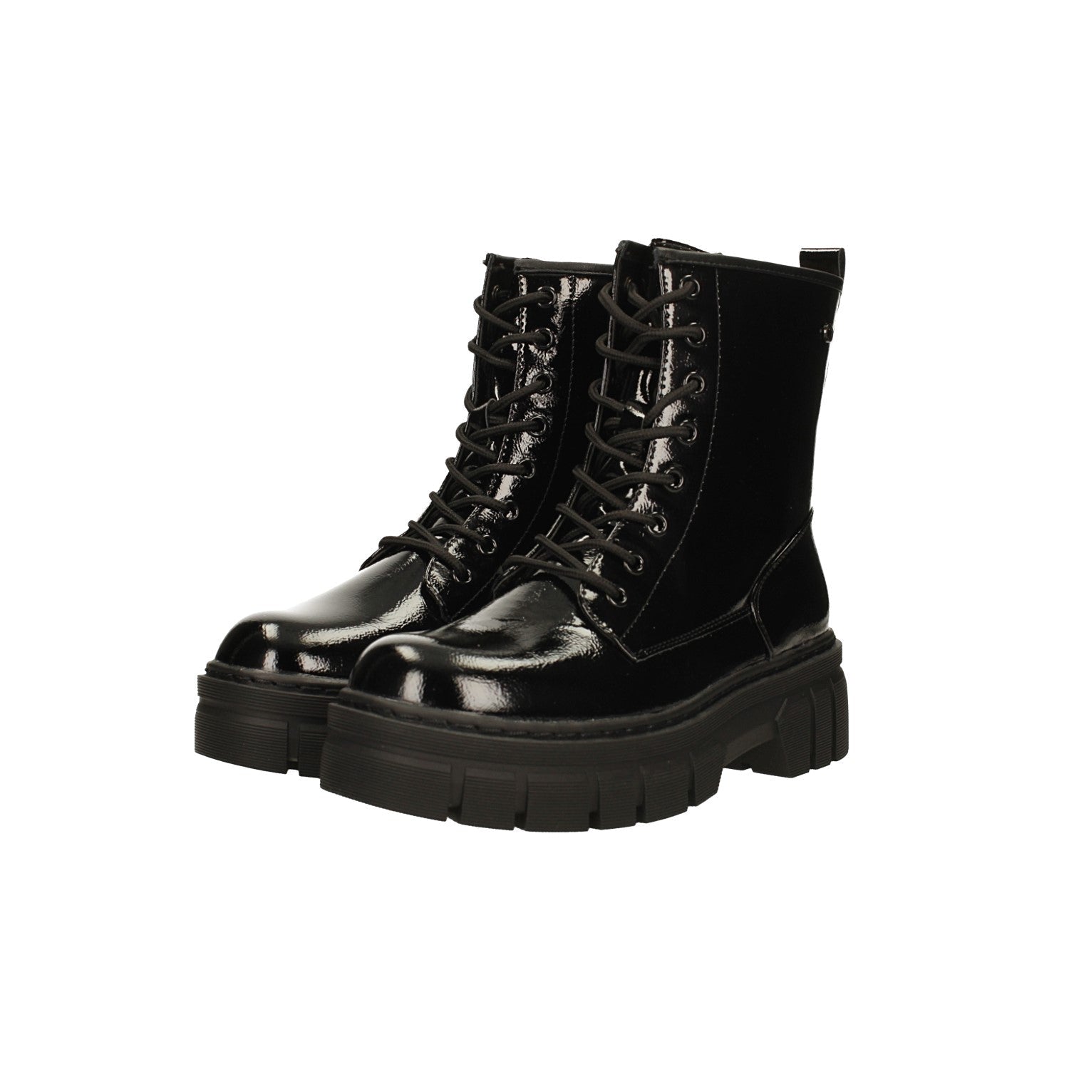 Anfibi in vernice con suola platform. Tacco alto 5cm