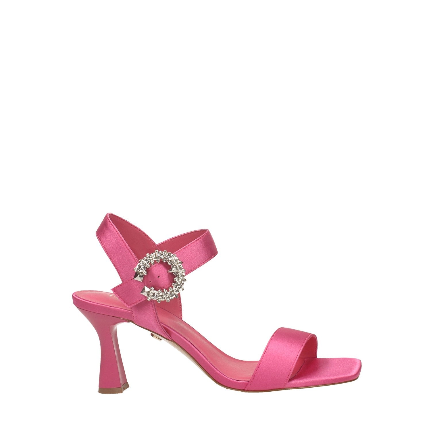 Sandali con fibbia in strass. Tacco alto 7.5cm