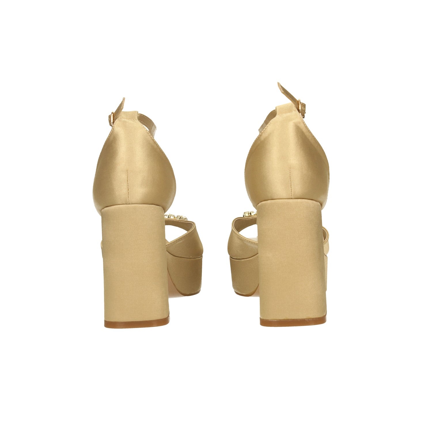 Sandali con pietre. Tacco alto 9cm