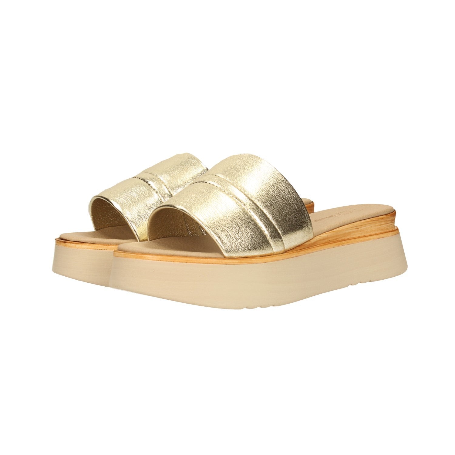 Sandali con zeppa. Tacco alto 3cm