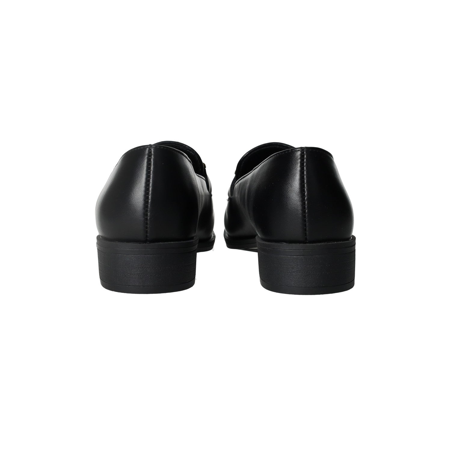 Mocassini con fibbia. Tacco alto 3cm