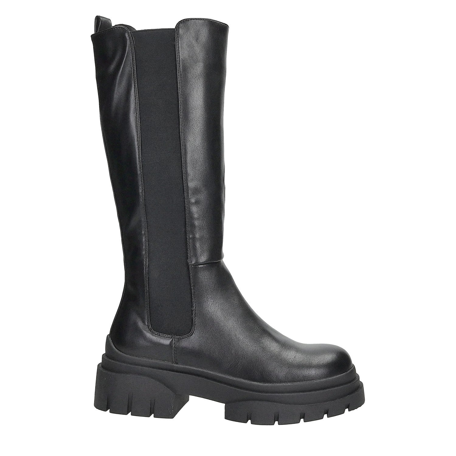 Stivali svasati. Tacco alto 4cm
