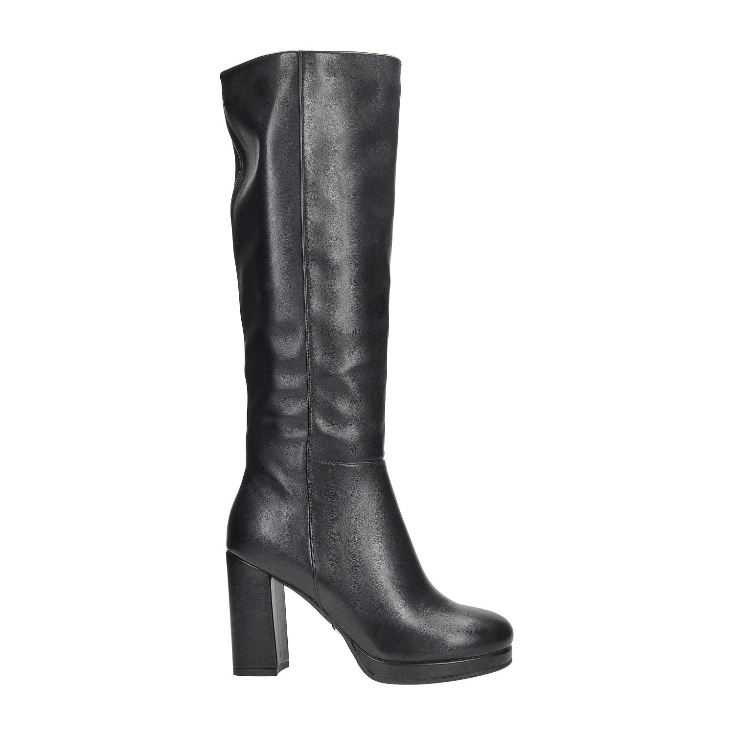 Stivali con tacco chunky. Tacco alto 7cm
