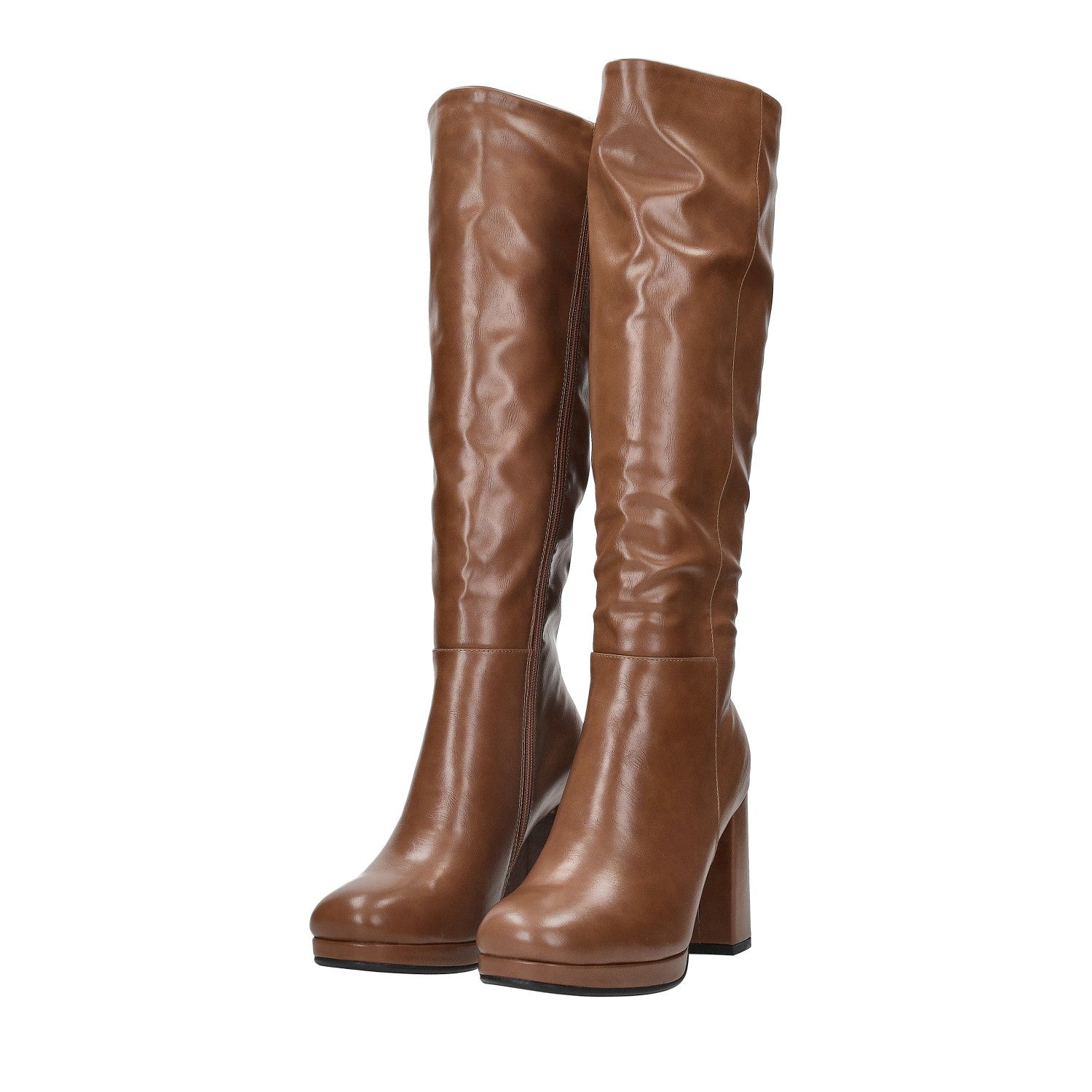 Stivali con tacco chunky. Tacco alto 7cm