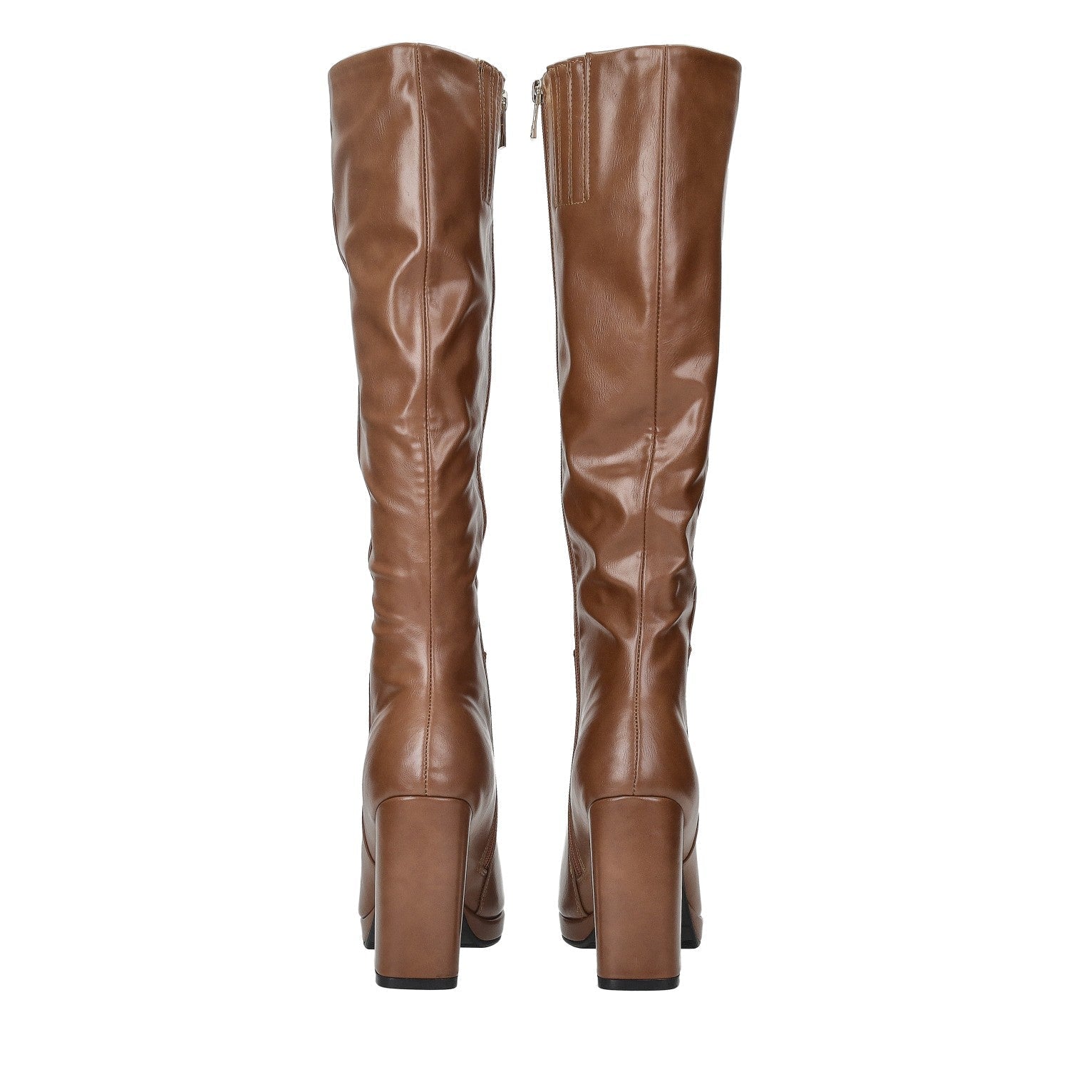 Stivali con tacco chunky. Tacco alto 7cm